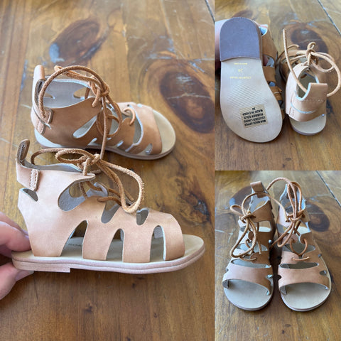 Country Road tan gladiator sandals Sz 24 NWOB