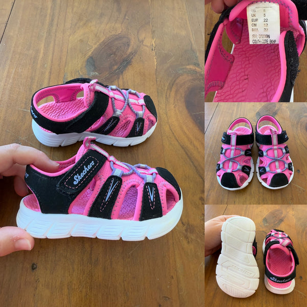 Skechers pink sandals Sz 6US, 5UK EUC